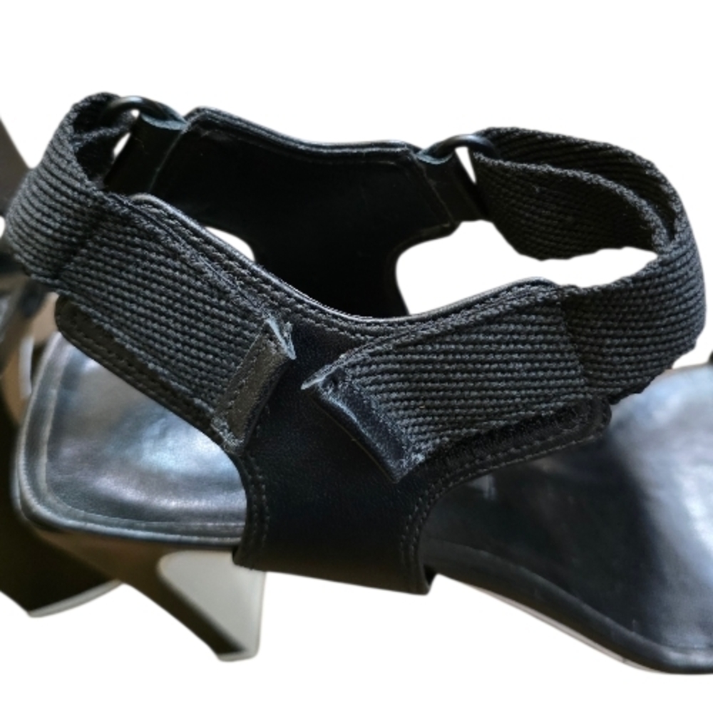 Nine West Black Strappy Block Heels Sz 7 - Picture 6 of 11